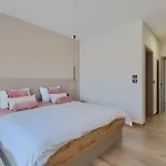 Lara Baksi Hébergement de vacances