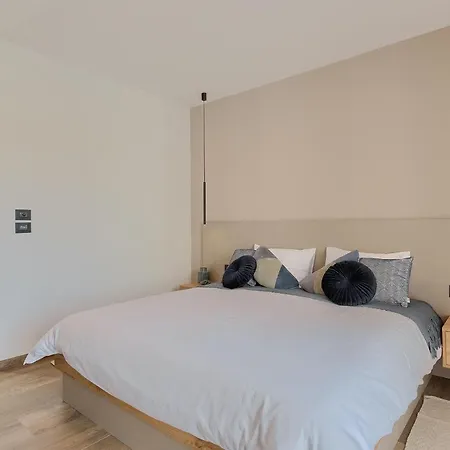 Lara Baksi * Cubanici