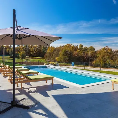 Lara Baksi Σπίτι διακοπών *