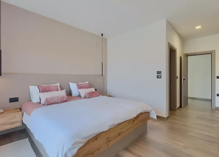 Lara Baksi Σπίτι διακοπών