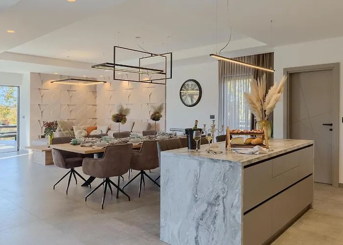 Lara Baksi Σπίτι διακοπών *