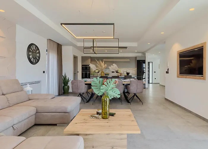 Lara Baksi Σπίτι διακοπών *