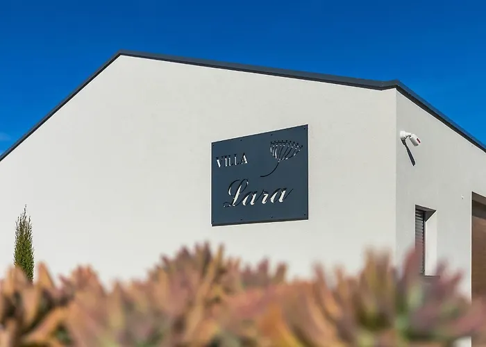 Lara Baksi Σπίτι διακοπών