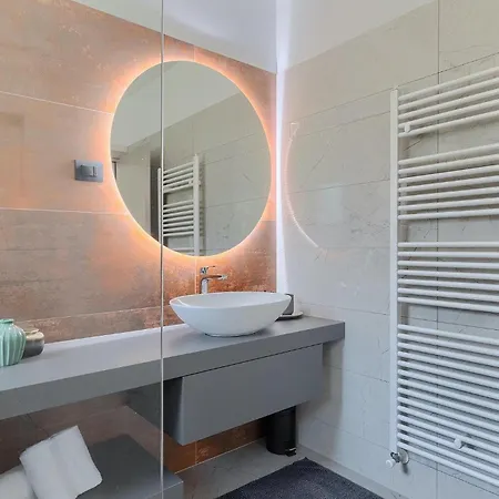 Lara Baksi Holiday home *