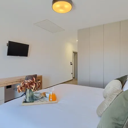 Дом отдыха Lara Baksi *